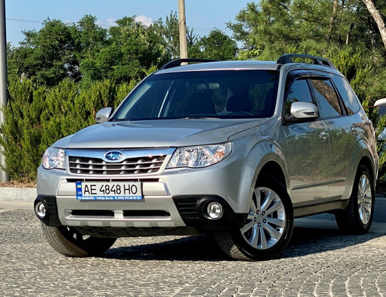Subaru Forester OFICIAL 2011 1