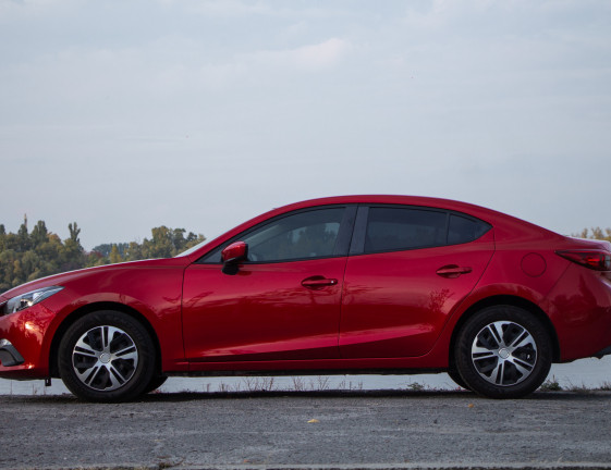 Mazda 3 1
