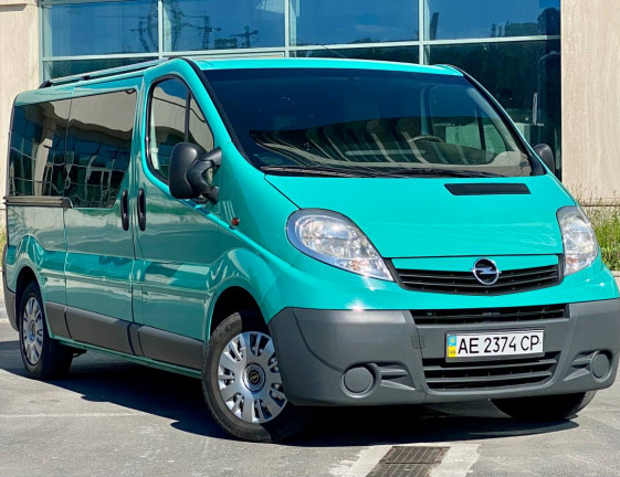 Opel Vivaro пасс. LONG 2007 1