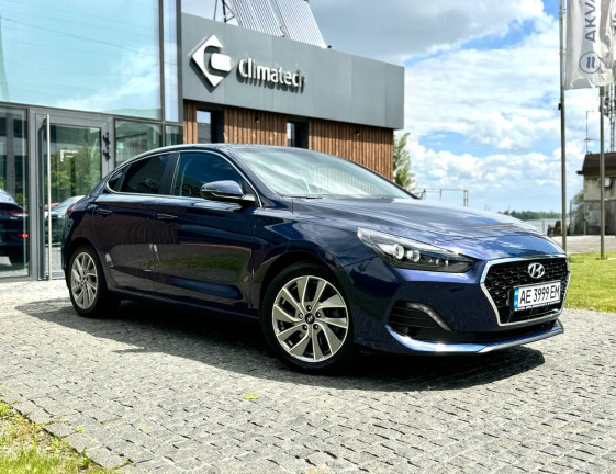 Hyundai i30 2019 1