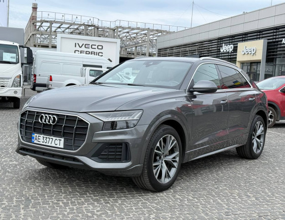 Audi Q8 2020
