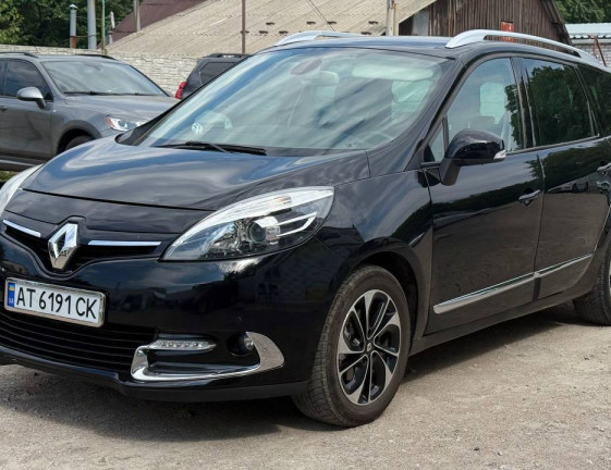 Renault  Scenic 2015